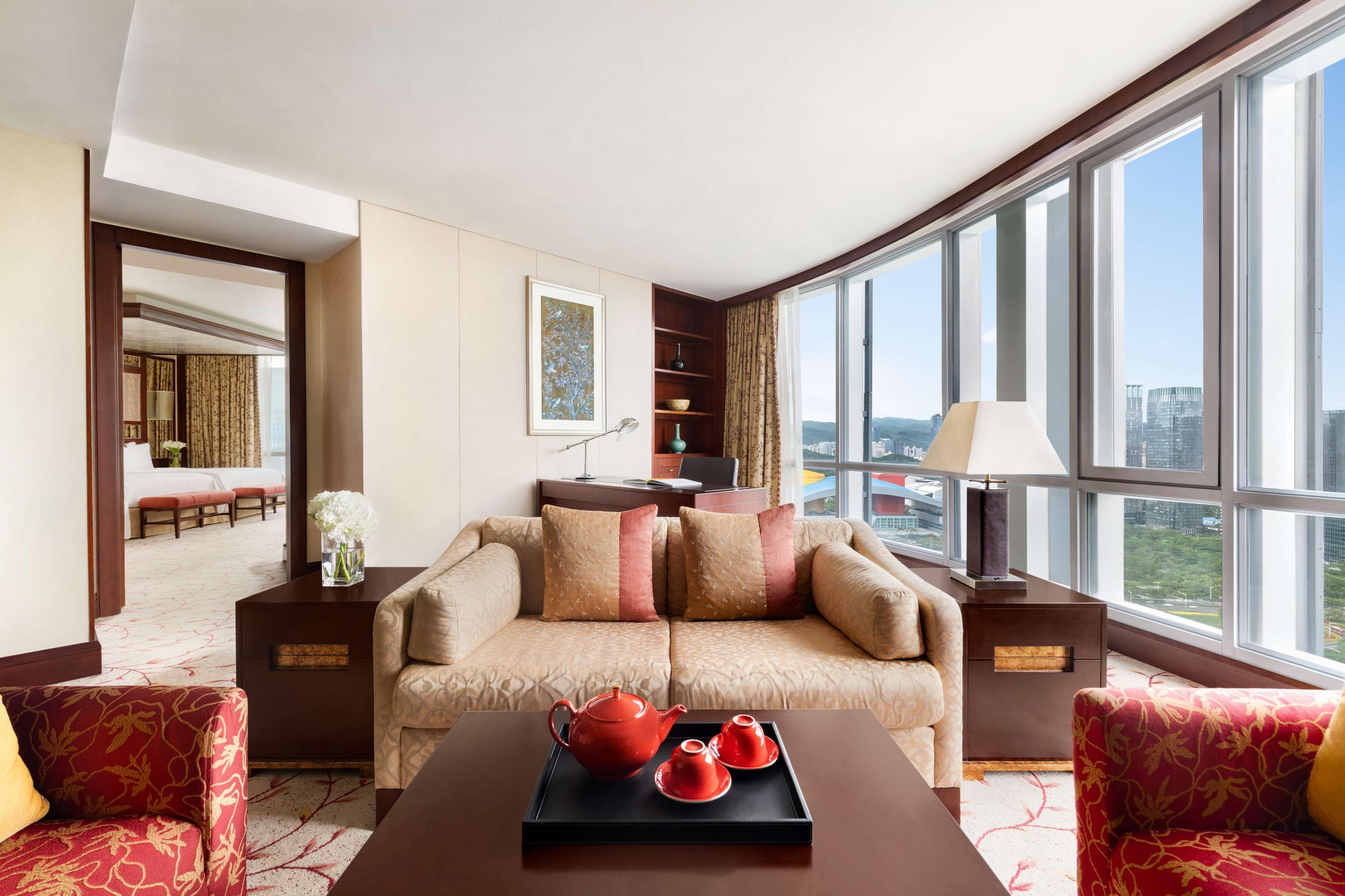 Futian Shangri-La, Shenzhen,Near To Shenzhen Convention&Exhibition Centre, Futian Railway Station מראה חיצוני תמונה